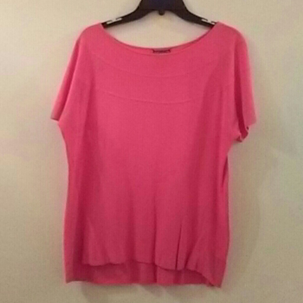 Excellent condition short sleeve top